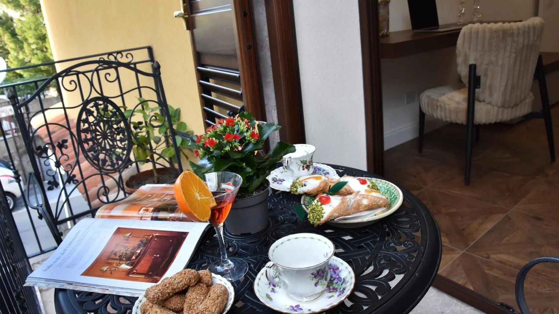 Gloden House Apartments Taormina